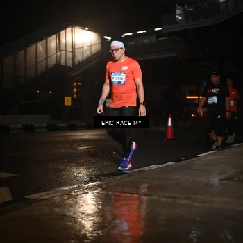 Runner Photo 7735260
