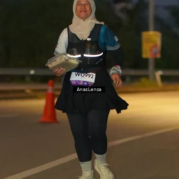 Runner Photo 7735262