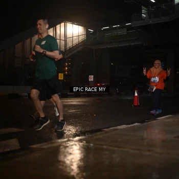 Runner Photo 7735283