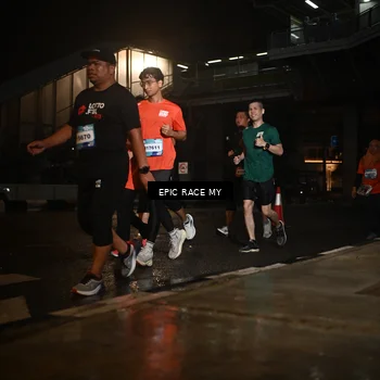Runner Photo 7735284