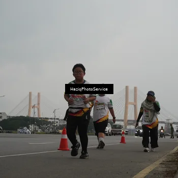 Runner Photo 7735285