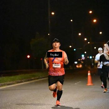 Runner Photo 7735289