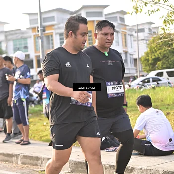 Runner Photo 7735295