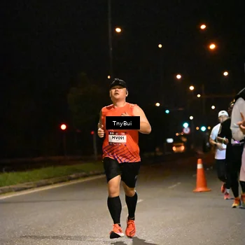 Runner Photo 7735298