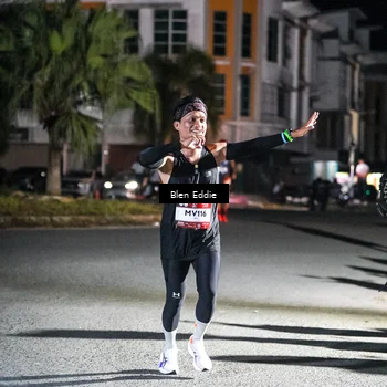 Runner Photo 7735307