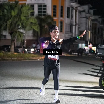 Runner Photo 7735310