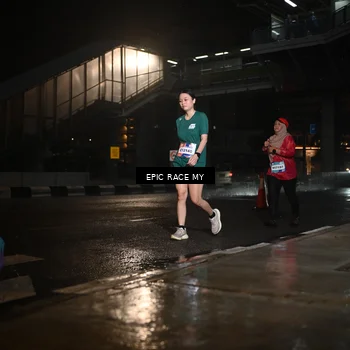 Runner Photo 7735324