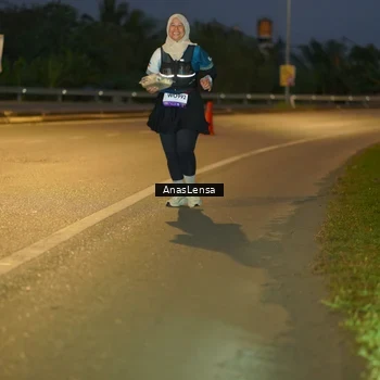 Runner Photo 7735327