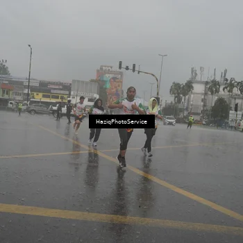 Runner Photo 7735332
