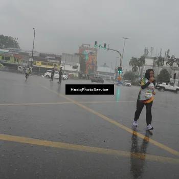 Runner Photo 7735344