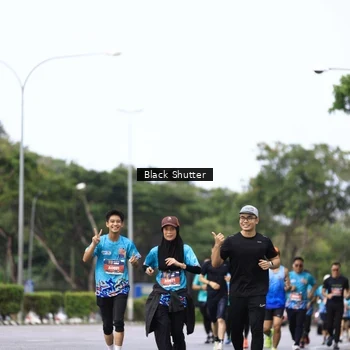 Runner Photo 7735357