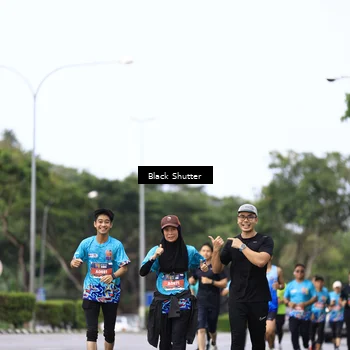 Runner Photo 7735361