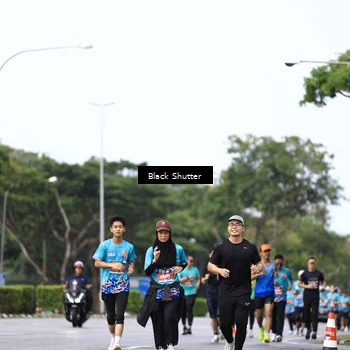 Runner Photo 7735364