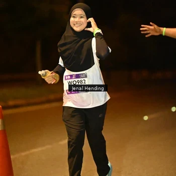 Runner Photo 7735371