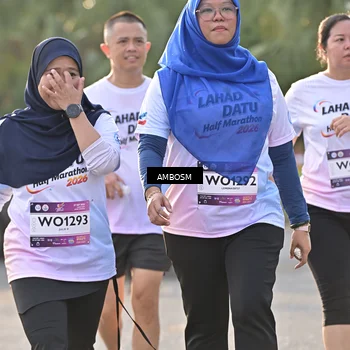 Runner Photo 7735376