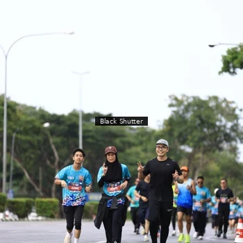 Runner Photo 7735384