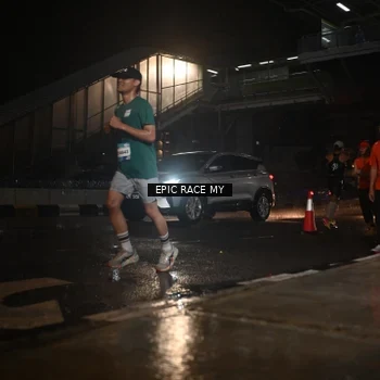 Runner Photo 7735408