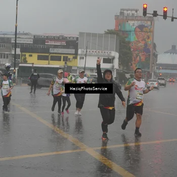 Runner Photo 7735416