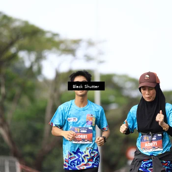 Runner Photo 7735425
