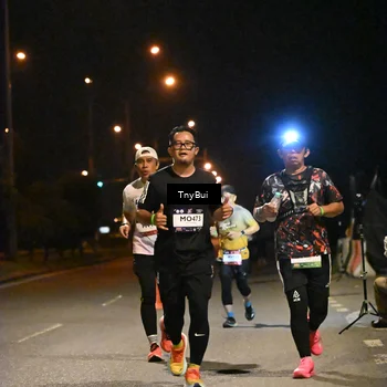 Runner Photo 7735440