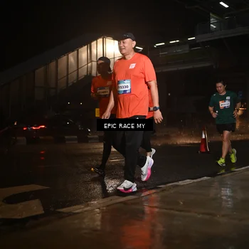 Runner Photo 7735463