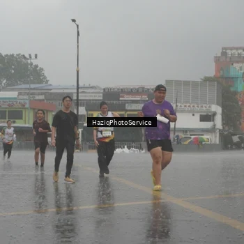Runner Photo 7735490
