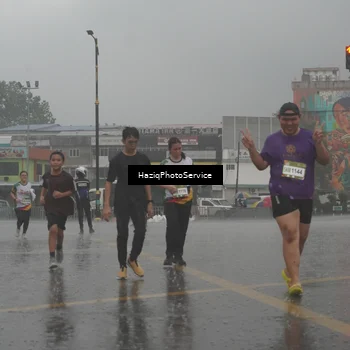 Runner Photo 7735506