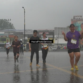 Runner Photo 7735517