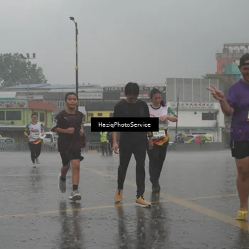 Runner Photo 7735528