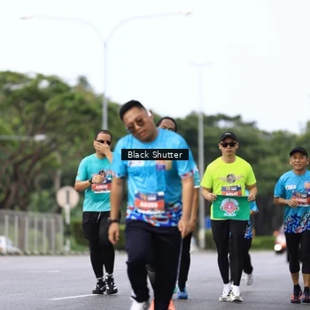 Runner Photo 7735549