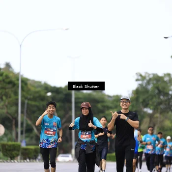 Runner Photo 7735556