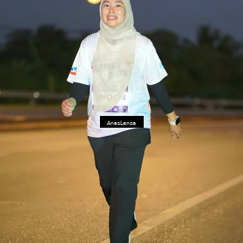 Runner Photo 7735571