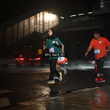 Runner Photo 7735577