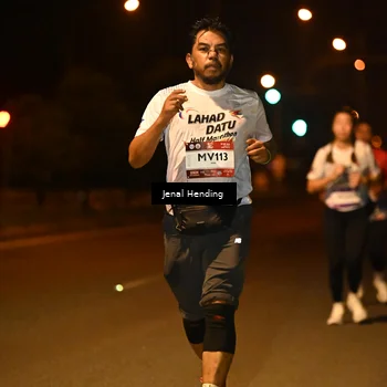 Runner Photo 7735590