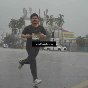 Runner Photo 7735618