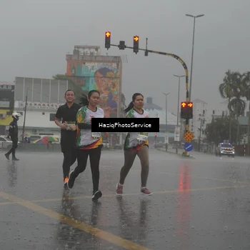 Runner Photo 7735624