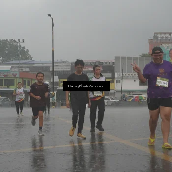 Runner Photo 7735630