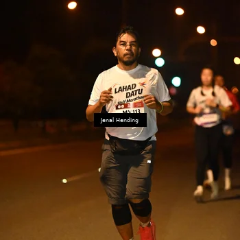 Runner Photo 7735633