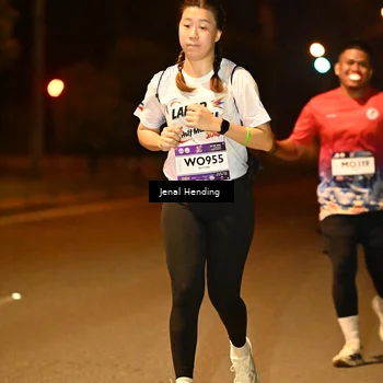 Runner Photo 7735637
