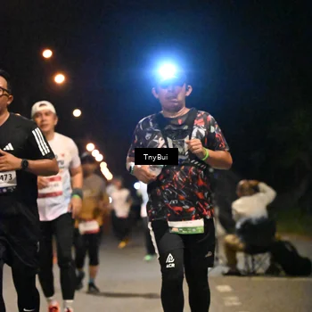 Runner Photo 7735666