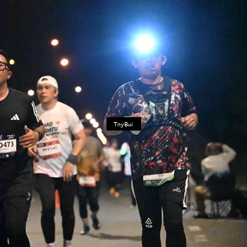 Runner Photo 7735680