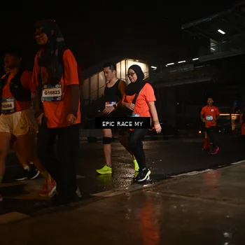 Runner Photo 7735704