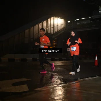 Runner Photo 7735711