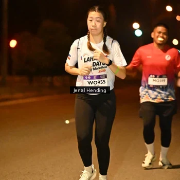 Runner Photo 7735732