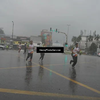 Runner Photo 7735735