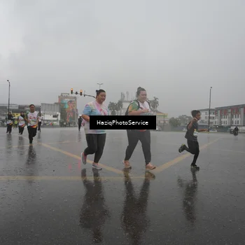 Runner Photo 7735736