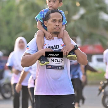 Runner Photo 7735772