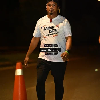 Runner Photo 7735784