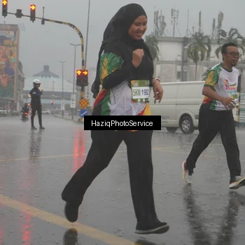 Runner Photo 7735791
