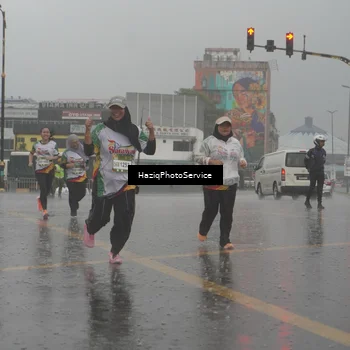 Runner Photo 7735813